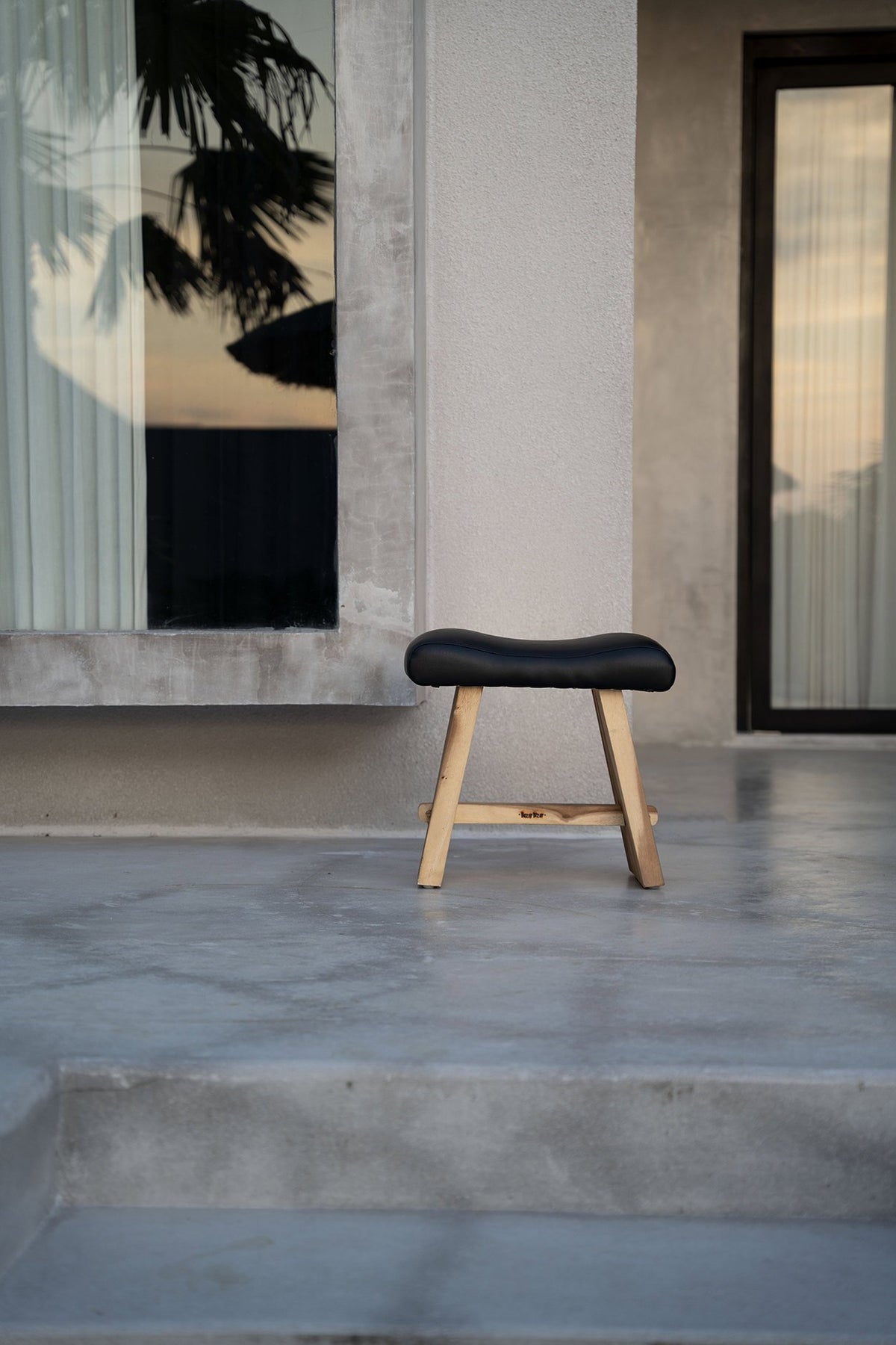 BB - Kruk Suar met leer - Natuurlook zwart