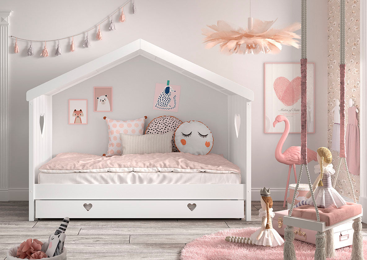 Deze AMORI-combinatie bestaat uit het open huisbed en het bijpassende rolbed.
