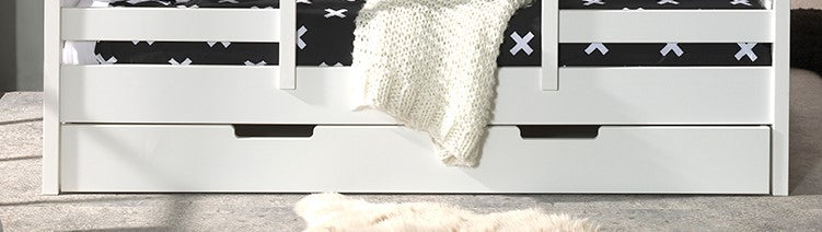 Deze Housebed-combinatie bestaat uit een huisbed en een bedlade