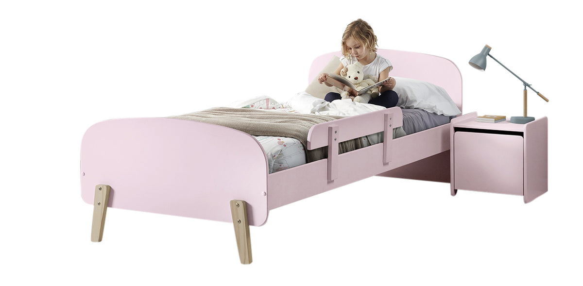 Deze KIDDY combinatie in roze bestaat uit een bed (90x200) met nachtkastje en uitvalbeveiliging.