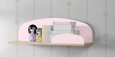 Deze KIDDY combinatie in roze bestaat uit een bed (90x200) met nachtkastje, 2 hangplankjes (45 en 65 cm), uitvalbeveiliging en speelkoffer.