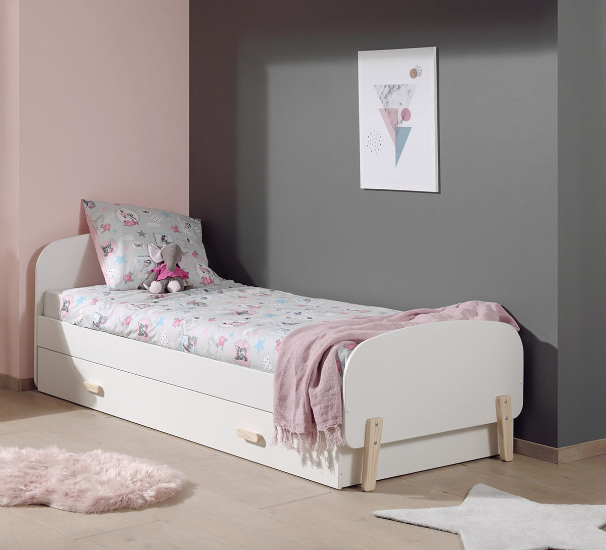Cette combinaison Kiddy blanche comprend un lit (90 x 200 cm) et un lit gigogne assorti.