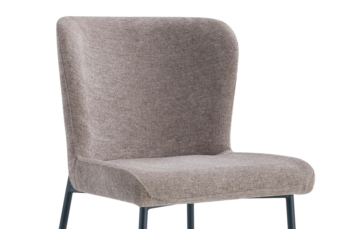 Rousseau - Chaise Lisa - Tissu Sable - 85x50x62 cm